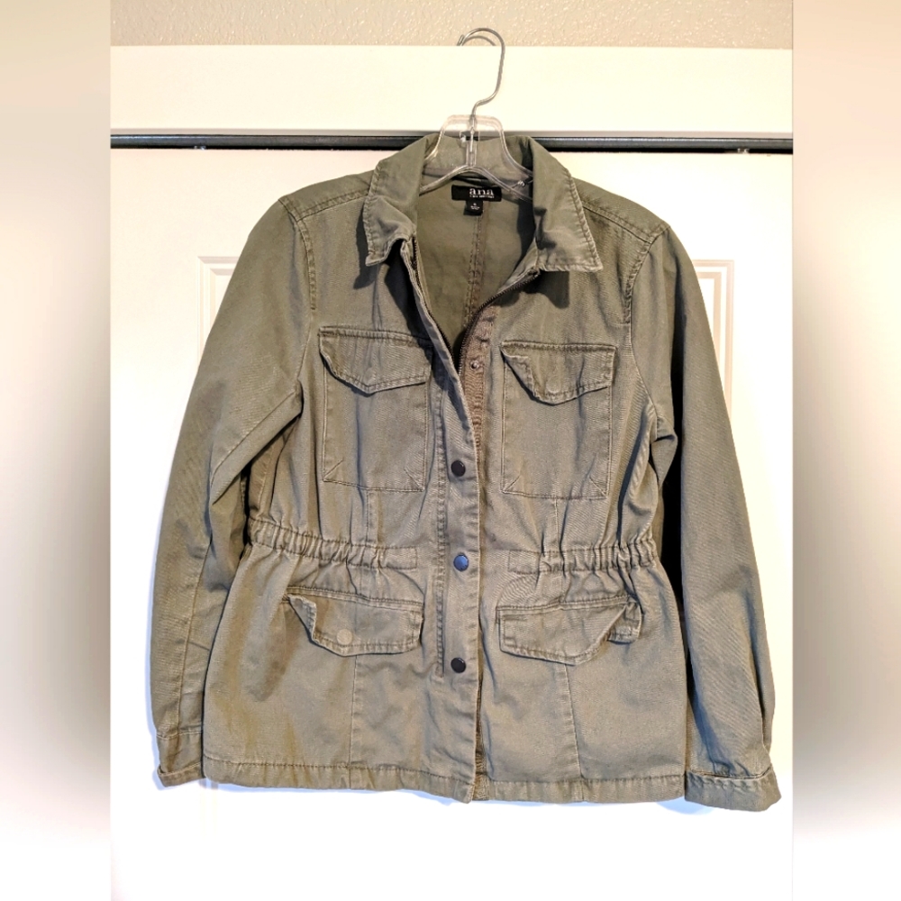 Green cargo jacket